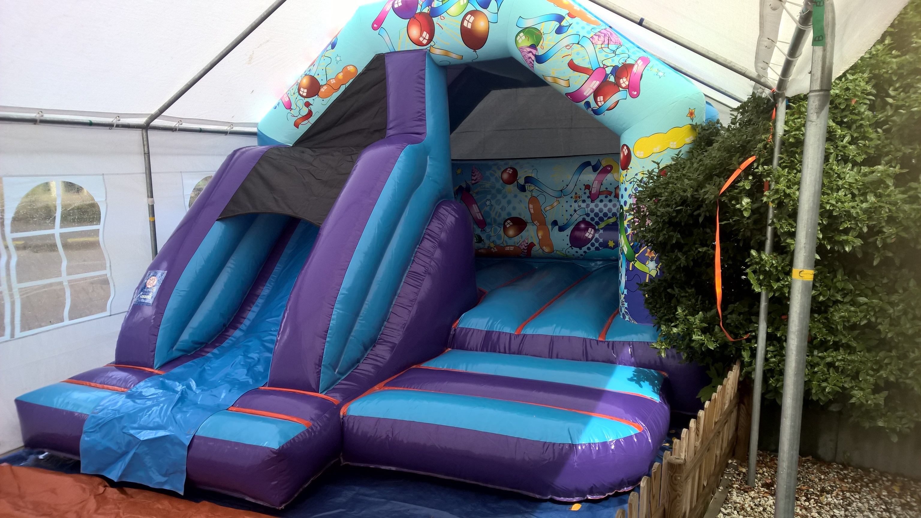 02-midi-feest-in-partytent.jpg