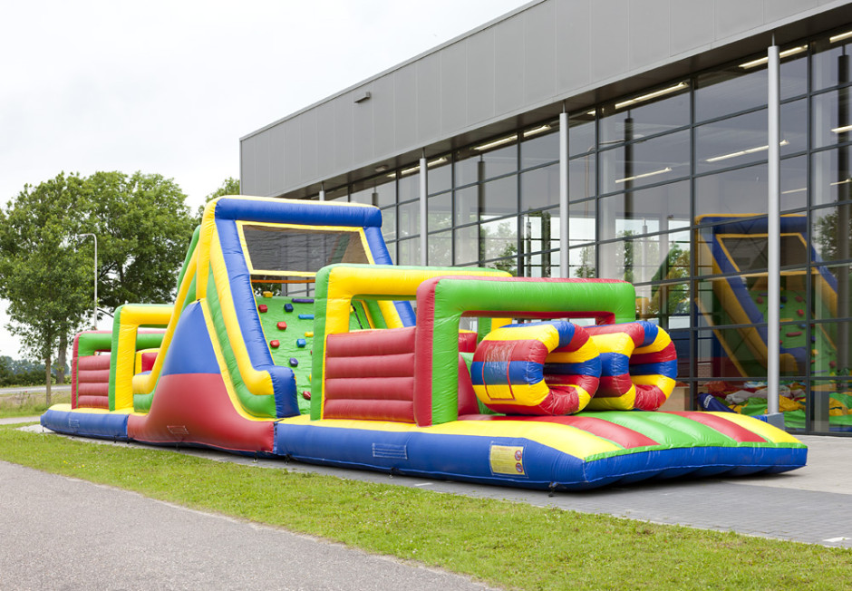 Opblaasattracties-Stormbaan-21m1.jpg