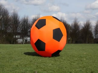 voetbal-oranje.jpg